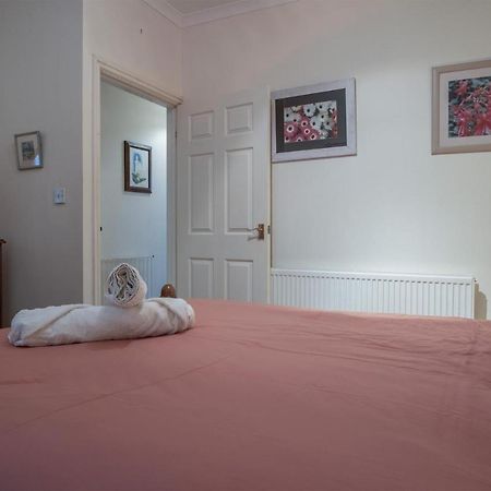 Arcadia - 1 Bedroom Apartment - Tenby Exterior foto